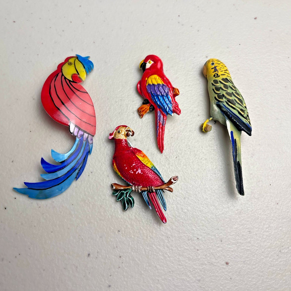Vintage Parrot Bird Brooch Lot Macaw Parakeet Budgie Pins Jewelry Enamel & Wood - Picture 2 of 13
